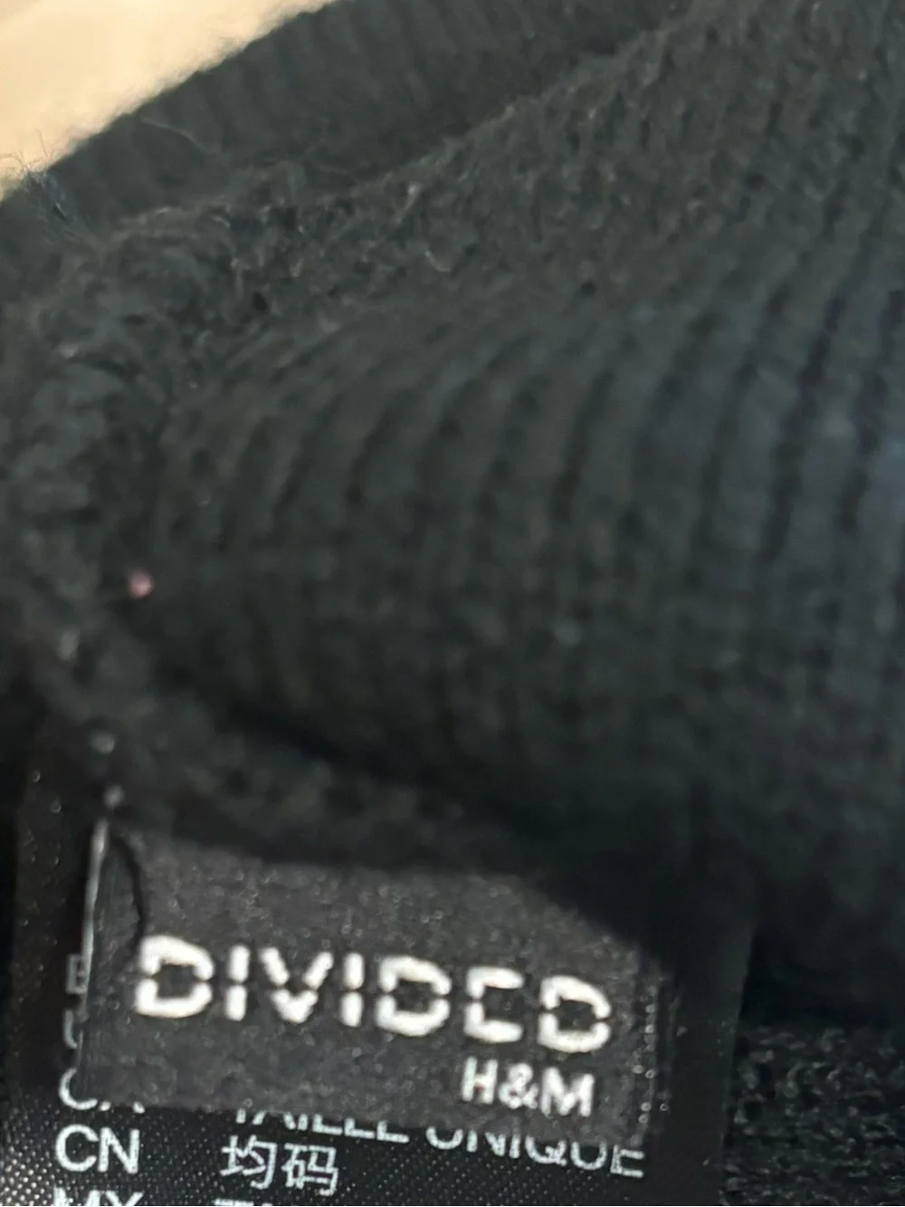 H&M Divided beanie size OS